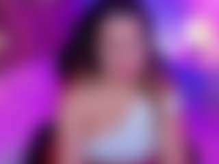 Live cam show with AnaSousa - New Petite on CamwithHer
