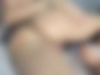 iamJuli's Live Sex Cam Show