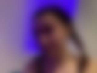 Live cam show with Rosie - New Blowjob on Camsoda