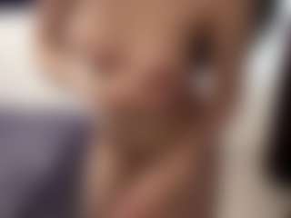 DelindaTua's Live Sex Cam Show