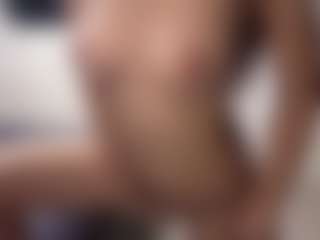 DelindaTua's Live Sex Cam Show