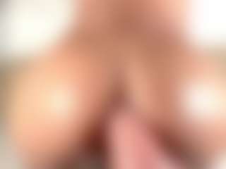 andreynmw2's Live Sex Cam Show