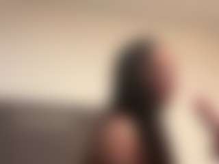 HoneyBlaze1's Live Sex Cam Show
