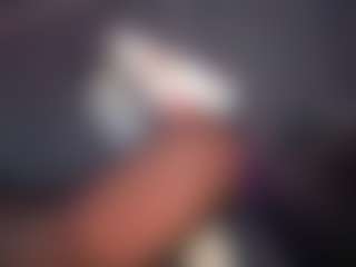 BroInStreetEverythingInSheets's Live Sex Cam Show