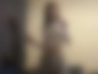 Live cam show with Alice - Facial Piercings on Cam Slut