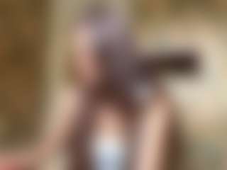 Lora's Live Sex Cam Show