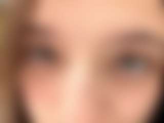 Lora's Live Sex Cam Show