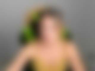 Live-camshow met EllieCloudie - New Sexwebcam op Camsoda