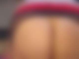 Live cam show with MeganLustTS - White on Camsoda | brazil