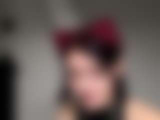 Live cam show with MaiaWesselman - Middle Aged on Soda Cam