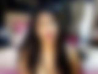Live cam show with IndianDesiDoll - New Petite on Camsoda