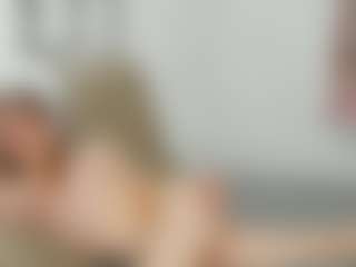 Live-sekscamshow van TinyThunder