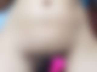 MarceHairy's Live Sex Cam Show