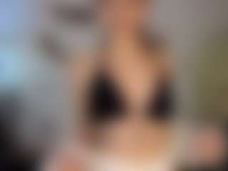 MiaPerry's Live Sex Cam Show