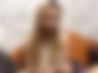 Kira's Live Sex Cam Show