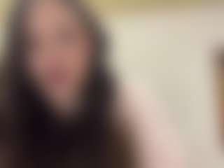 LilaKucharik's Live Sex Cam Show