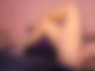 Live cam show with CrissyMachacek - New Young Adult on Milfs Live