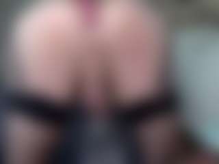 MarthaB's Live Sex Cam Show
