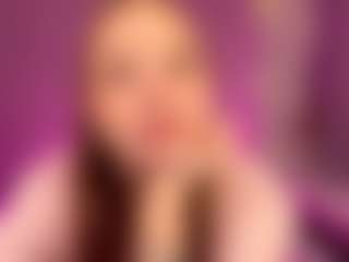 Kira's Live Sex Cam Show