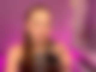 Kira's Live Sex Cam Show