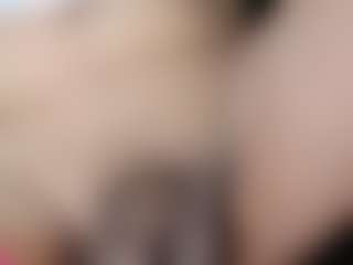Seks show na żywo z SissyKarla420