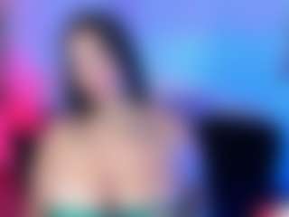 Live cam show with Danna - Grandes Tetas on Camsoda
