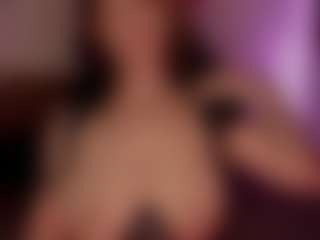 Live cam show with solangell - French on Camsoda | colombia