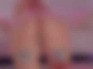 Live cam show with Isabella - Rubia on Camsoda