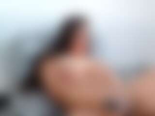 Live cam show with Regina Rizzi - Pretty on slutload