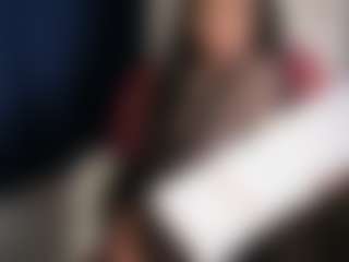 Live cam show with creamy pie - Ebony Petite on Latina Girls