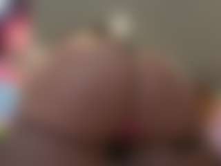 Kinky Kris's Live Sex Cam Show