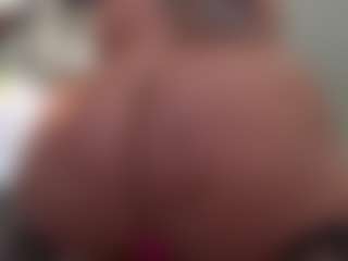 Live cam show with Kinky Kris - Hairy on SinfulBabes