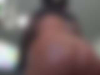 Live cam show with Kinky Kris - HD on Camiplay Live