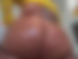 Kinky Kris's Live Sex Cam Show