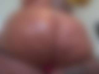 Kinky Kris's Live Sex Cam Show