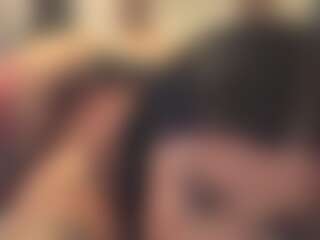 Live cam show with Curvy Stoner - Pretty on Cam Slut