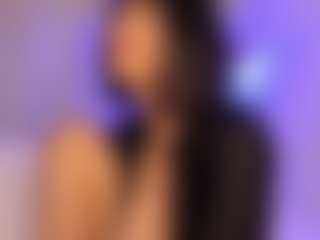 Giannasue's Live Sex Cam Show