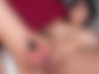 Giannasue's Live Sex Cam Show