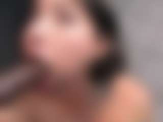 Giannasue's Live Sex Cam Show