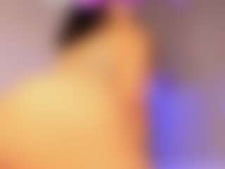 Giannasue's Live Sex Cam Show