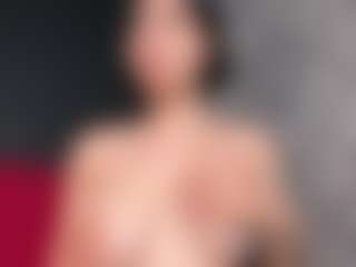 Giannasue's Live Sex Cam Show