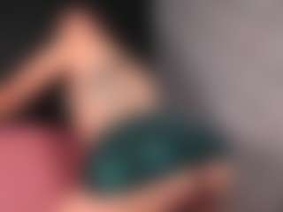 Giannasue's Live Sex Cam Show