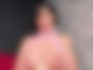 Giannasue's Live Sex Cam Show