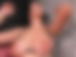 Giannasue's Live Sex Cam Show