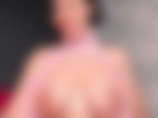 Giannasue's Live Sex Cam Show