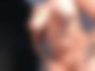 Giannasue's Live Sex Cam Show