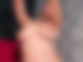 Giannasue's Live Sex Cam Show