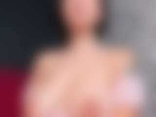 Giannasue's Live Sex Cam Show