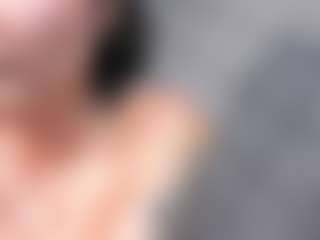 Live cam show with Giannasue - Grandes Tetas on Camsoda