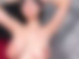 Giannasue's Live Sex Cam Show